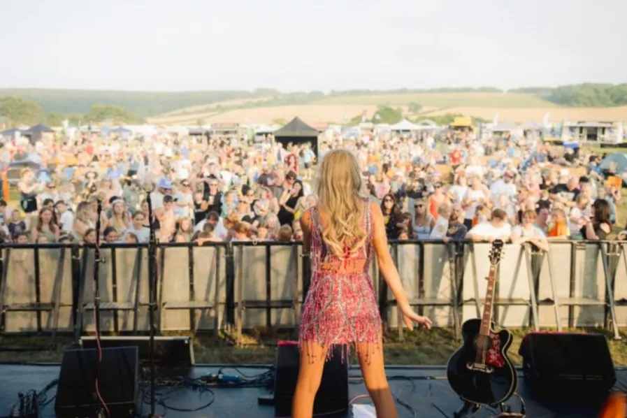 Discount Weekend Adult Ticket to Staxtonbury Festival